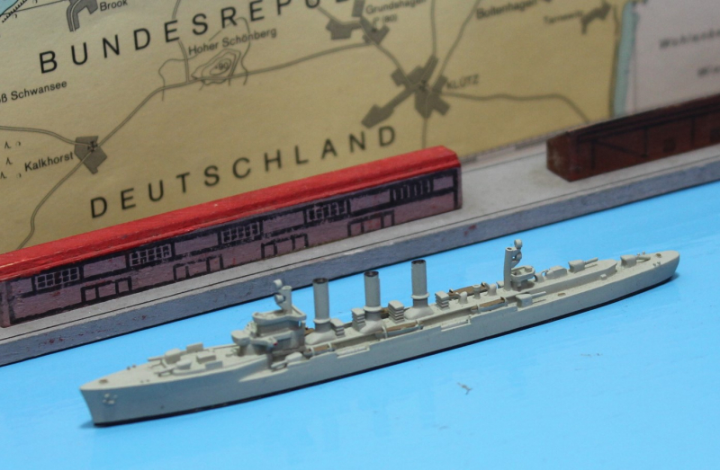Cruiser "Dresden II" without masts (1 p.) GER 1918 Navis NM 40